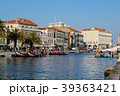 Canal with boats in Aveiro, Portugal 39363421