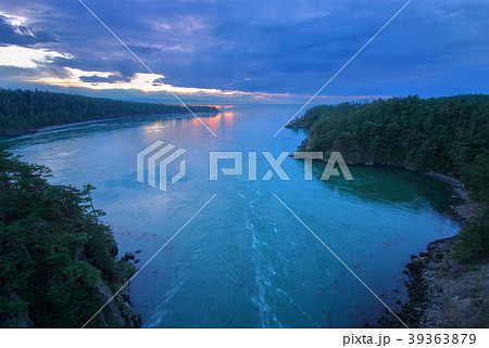 The Deception Pass The Deception Pass 39363879