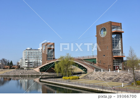 富岩運河環水公園　シンボル　天門橋 39366700
