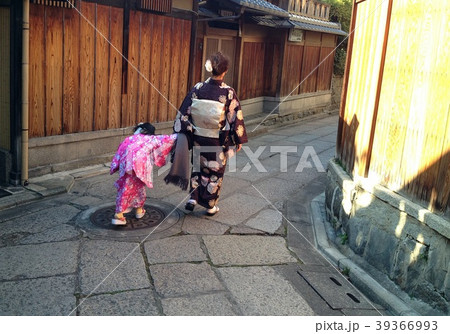 京都旅行 女性 メス 39366993