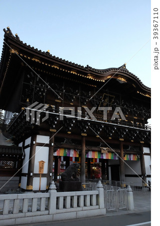 成田山新勝寺の総門 39367110