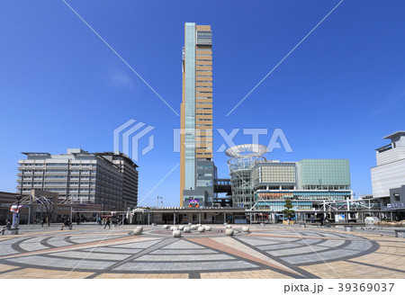 サンポート高松の高松シンボルタワーと駅前広場 サンポート高松の高松シンボルタワーと駅前広場 39369037