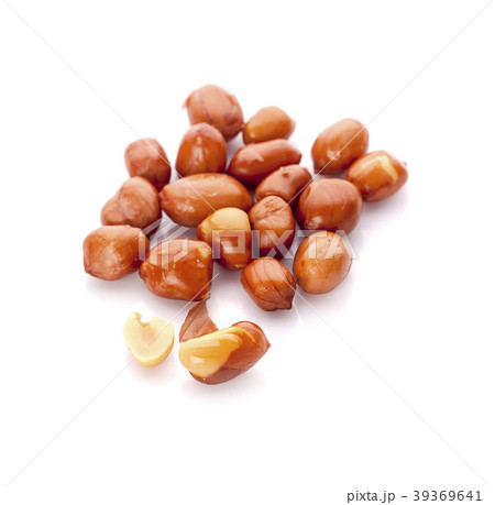 Peanuts,Peanuts background,Brown peanut 39369641