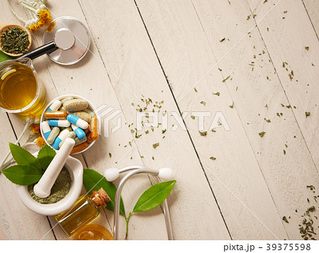 alternative medicine 39375598