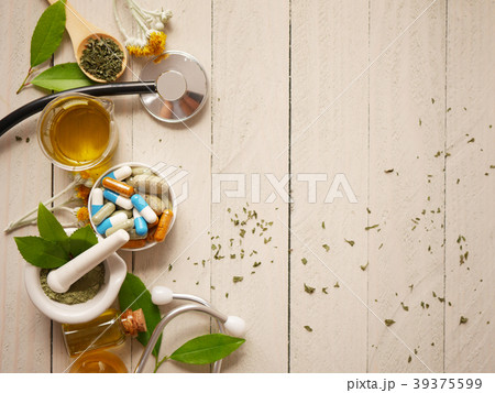 alternative medicine 39375599