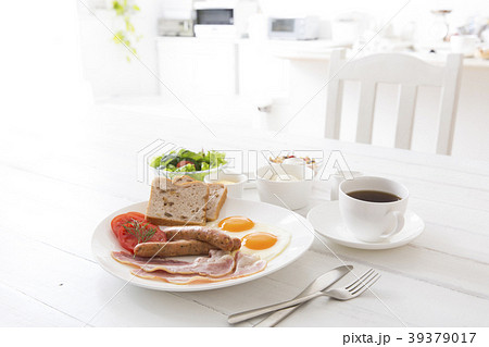 朝食 39379017