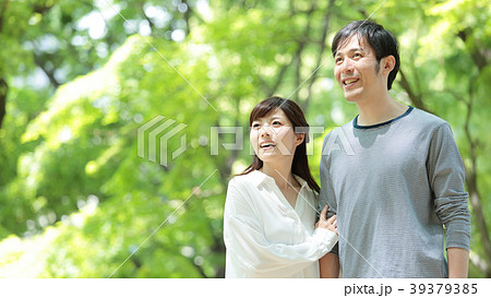 新緑　ミドルカップル 39379385