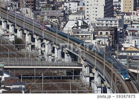 北海道新幹線H5系+秋田新幹線E6系 39387875