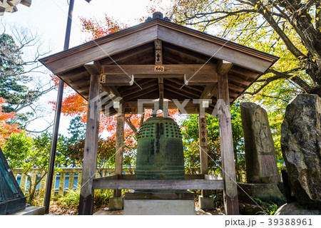 高尾山薬王院 寛永古鐘 （東京都八王子市） ※2017年11月撮影 39388961