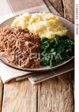Botswana national dish - Seswaa stewed meat 39389611