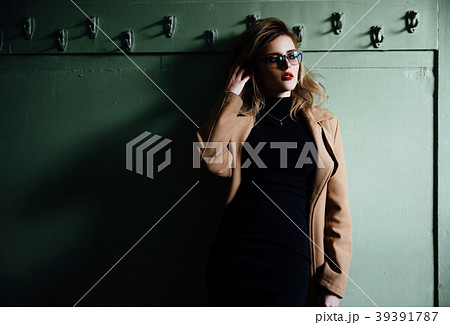 Trendy Hipster Girl in glasses on vintage dressing Trendy Hipster Girl in glasses on vintage dressing 39391787