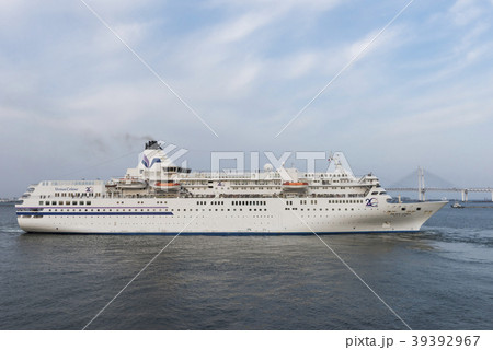 ぱしふぃっくびいなす横浜港大さん橋離岸 39392967