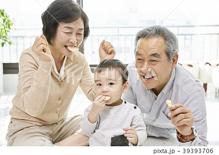 家族 ファミリー 高齢者 39393706