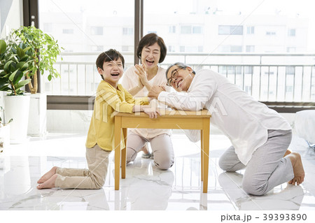 男 男性 男の子 39393890