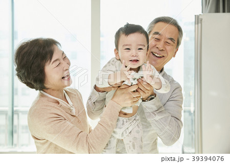 家族 ファミリー 高齢者 39394076