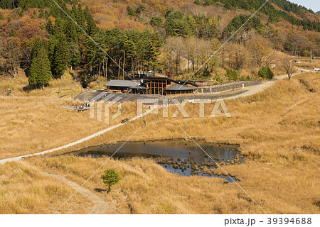 砥峰高原 ロッジと散策道の景観 (兵庫県神崎郡神河町) 砥峰高原 ロッジと散策道の景観 (兵庫県神崎郡神河町) 39394688