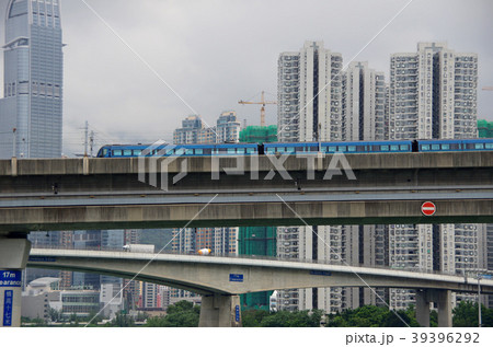 青衣大橋を渡る香港エアポートエクスプレス 39396292