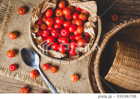 Babados cherry fruits-Malpighia glabra fruits 39396706