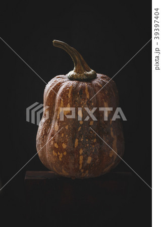 Butternut pumpkins 39397404