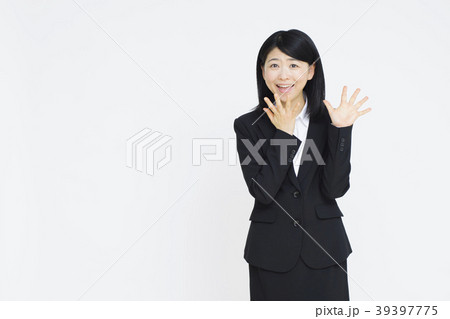 若いビジネスウーマン　　 39397775