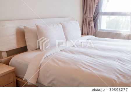 close up of bedroom in the motel close up of bedroom in the motel 39398277