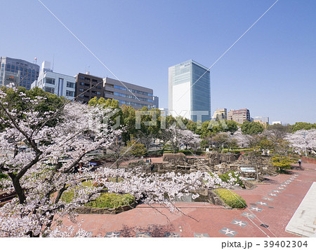 名古屋 栄 都市風景 久屋大通公園 ロサンゼルス広場の写真素材