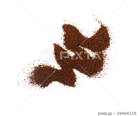 A Pile Of Coffee Grounds Isolated A Pile Of Coffee Grounds Isolated 39404158