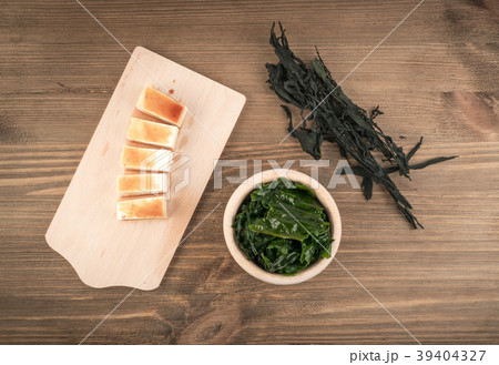 Dry Wakame Seaweed Dry Wakame Seaweed 39404327