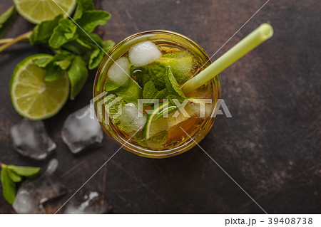 Brazilian traditional caipirinha with lime, sugar Brazilian traditional caipirinha with lime, sugar 39408738