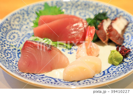 おいしい刺身盛り合わせ おいしい刺身盛り合わせ 39410227
