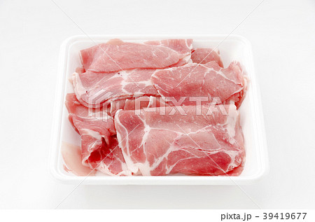 豚肩ロース薄切り 39419677