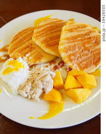 マンゴーパンケーキ 39426505