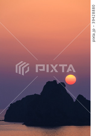 神楽島の夕陽　ながさきサンセットロード　【長崎県長崎市式見】 39428880