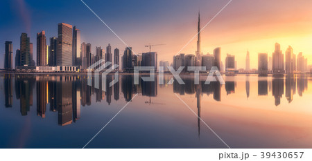 Panoramic view of Dubai Business bay, UAE Panoramic view of Dubai Business bay, UAE 39430657