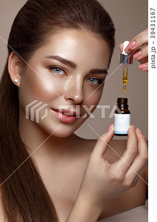 Beautiful young girl with natural nude make-up Beautiful young girl with natural nude make-up 39431167