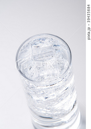 炭酸水 39435684