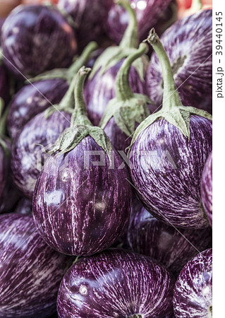 pile of eggplants / aubergines pile of eggplants / aubergines 39440145