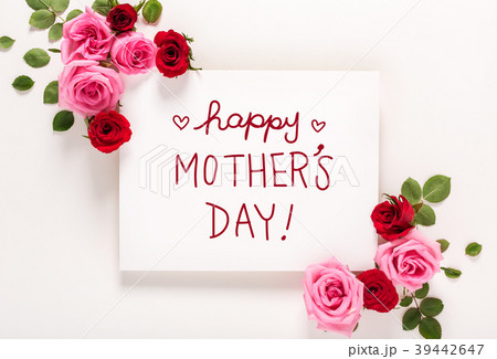 Mother's Day message with roses and leaves  39442647