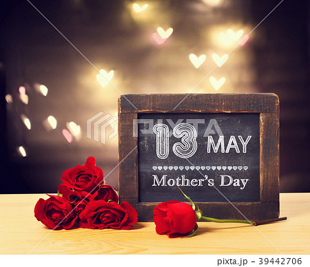 Mothers day message with roses 39442706