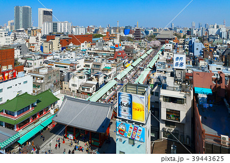 浅草文化観光センターよりサクラ満開の浅草寺方面を望む 39443625