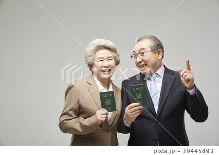 高齢者 老人 韓国人 39445893