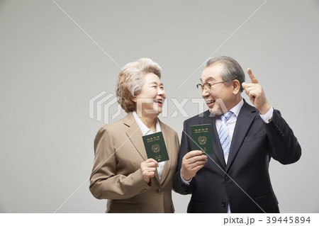 高齢者 老人 韓国人 39445894