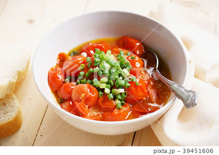 Cherry Tomato Vinaigrette Cherry Tomato Vinaigrette 39451606