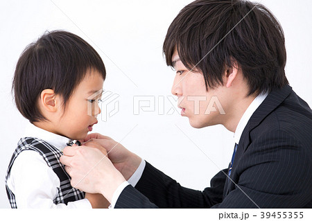 父と子　入園式 39455355