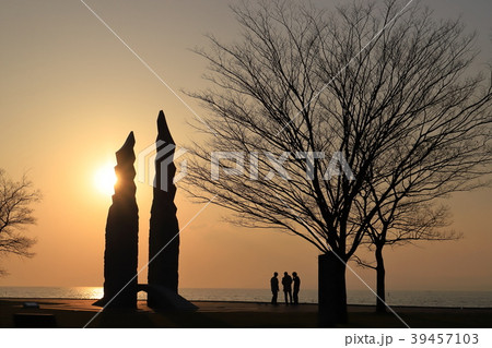 松江市宍道湖の夕日 39457103