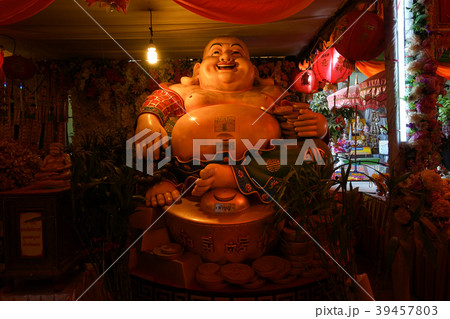 The statue of Sankhajj The statue of Sankhajj 39457803