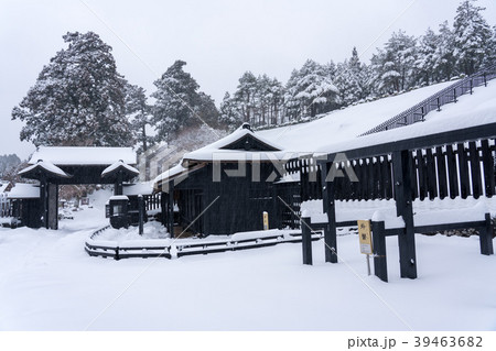 【神奈川県】箱根関所 雪化粧 【神奈川県】箱根関所 雪化粧 39463682