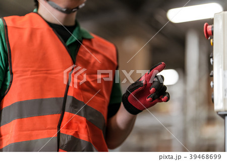 作業員 39468699