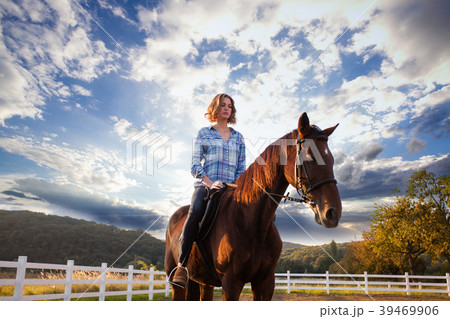 Evening walk on the horse 39469906