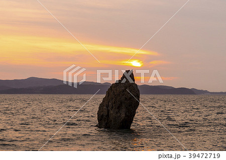 岩 石 グー 39472719